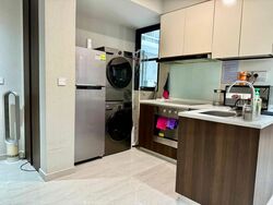 Symphony Suites (D27), Condominium #475976011